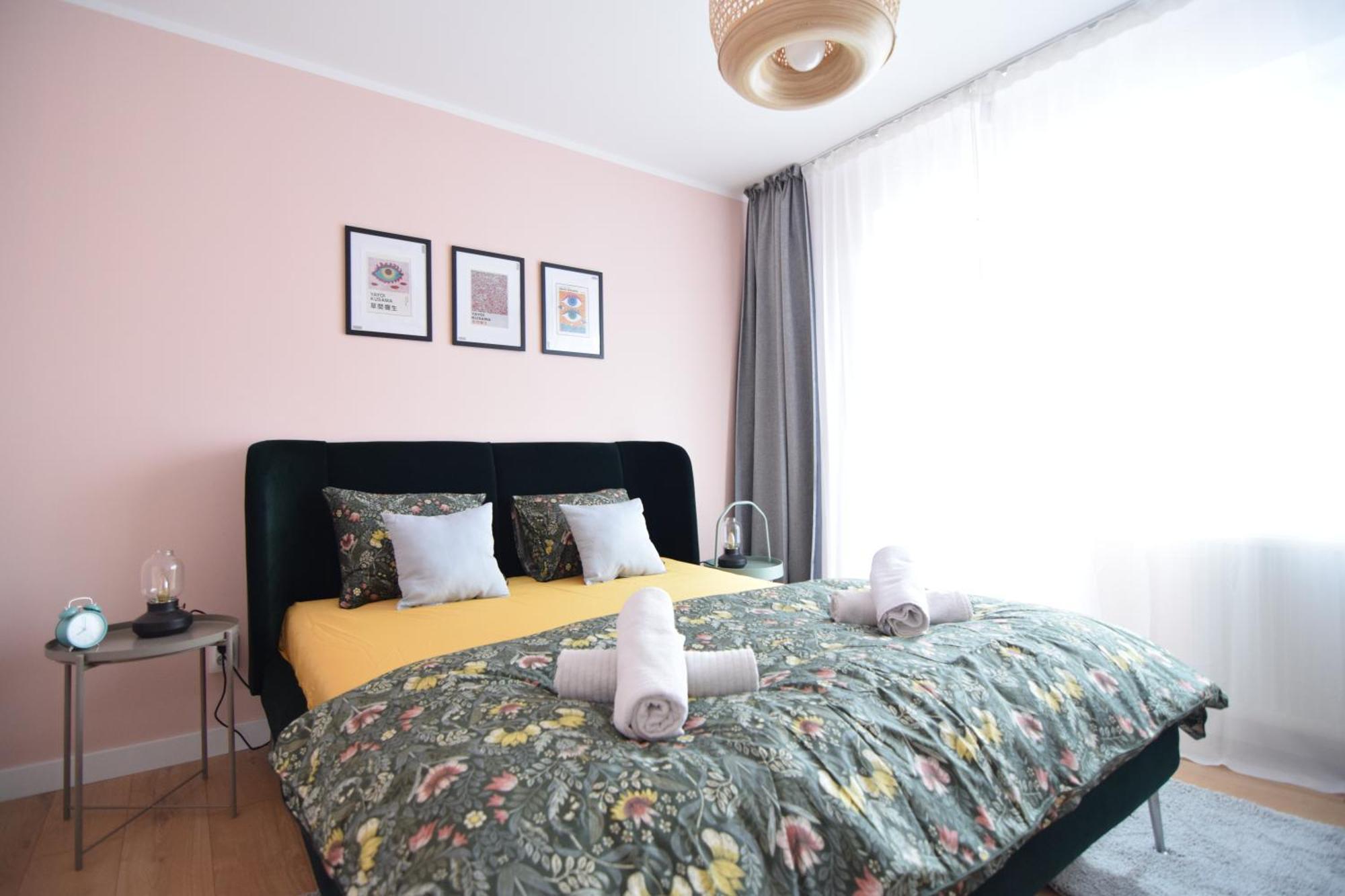 Stylish Apartment With Video Projector Bukarest Exterior foto