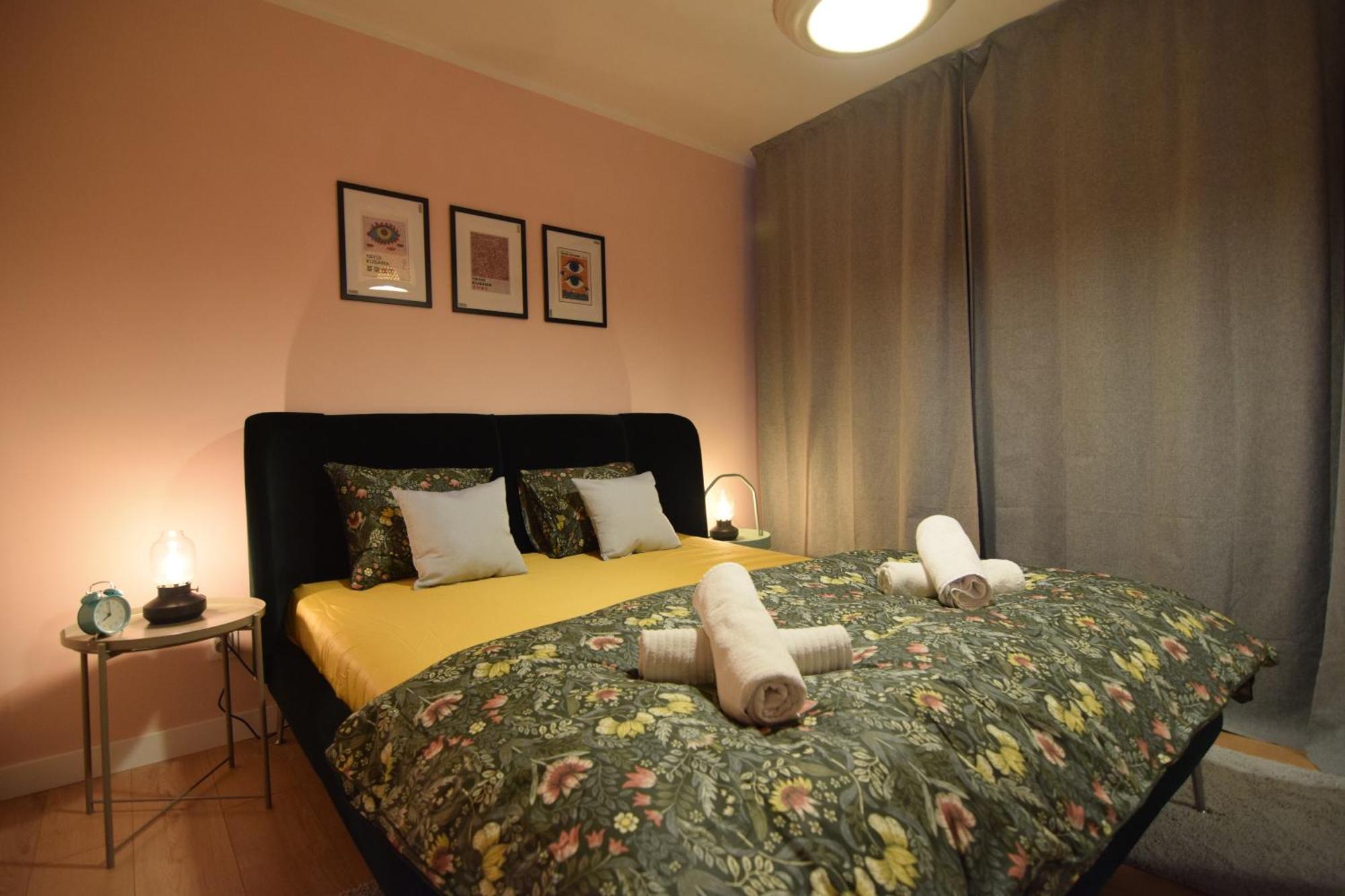 Stylish Apartment With Video Projector Bukarest Exterior foto