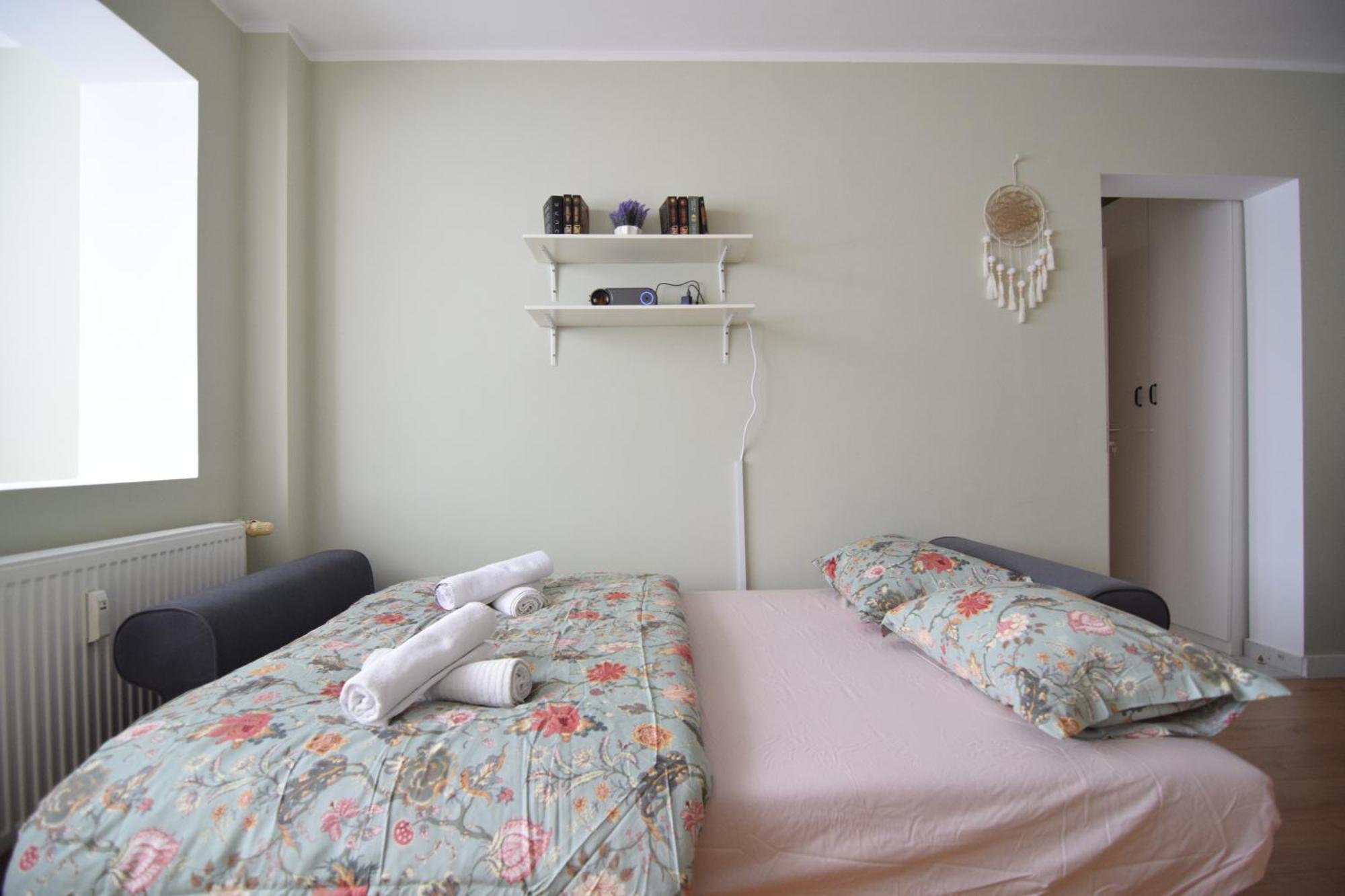 Stylish Apartment With Video Projector Bukarest Exterior foto